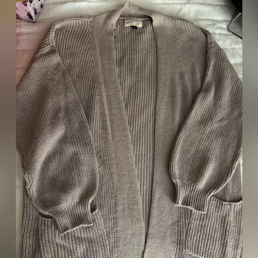 Universal Thread Women's Beige Open-Front Sweater